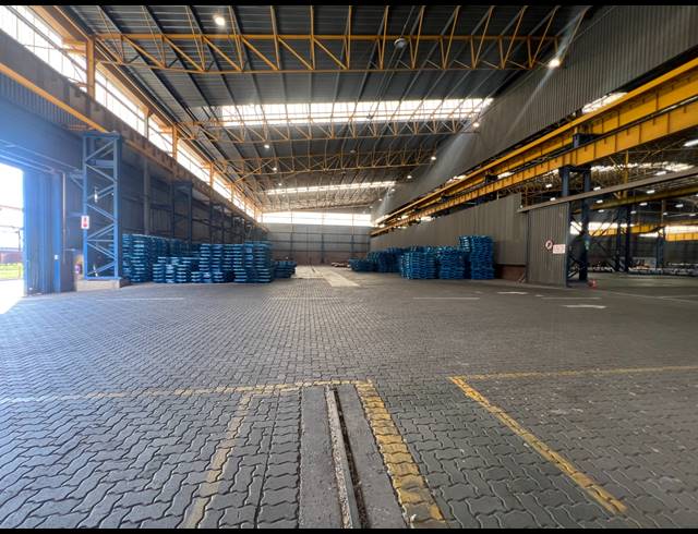 5,999M² FACTORY TO LET IN ROODEKOP